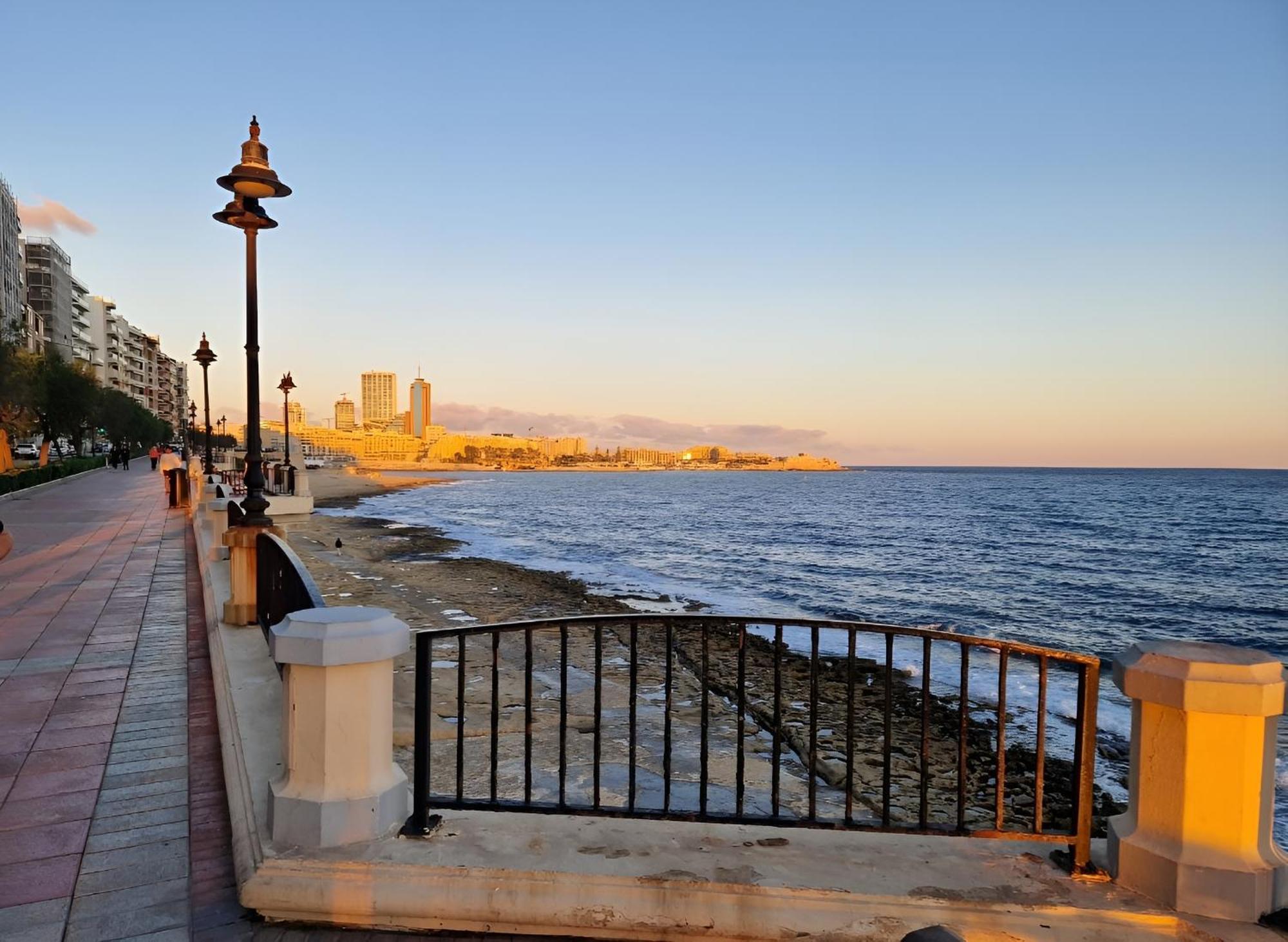 Sliema Cosy Penthouse With Bbq 아파트 외부 사진
